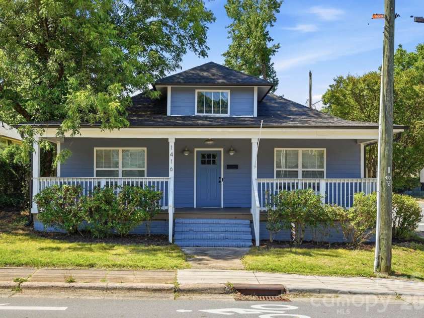 1416 Parkwood Avenue, Charlotte, NC 28205.  MLS# CAR4388760, YatesRealty ID 31035. Main House Front
