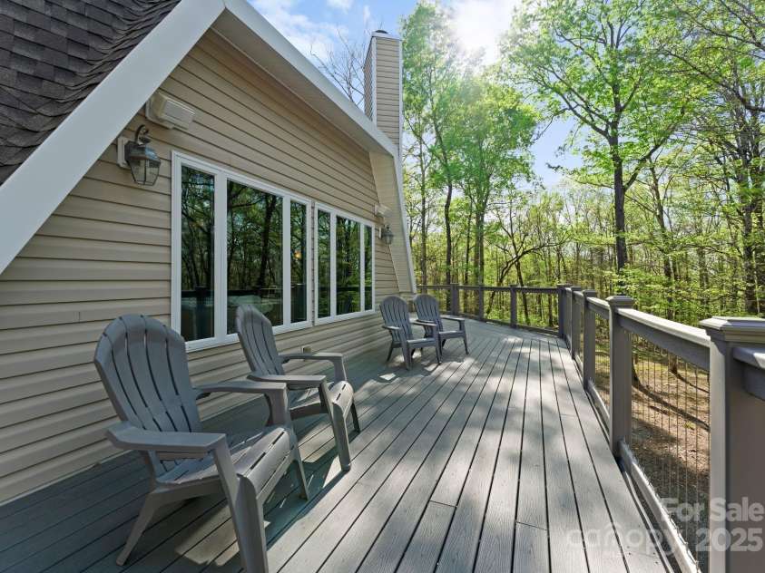 10200 Amsterdam Drive, Mount Pleasant, NC 28124.  MLS# CAR4213612, YatesRealty ID 31037. 