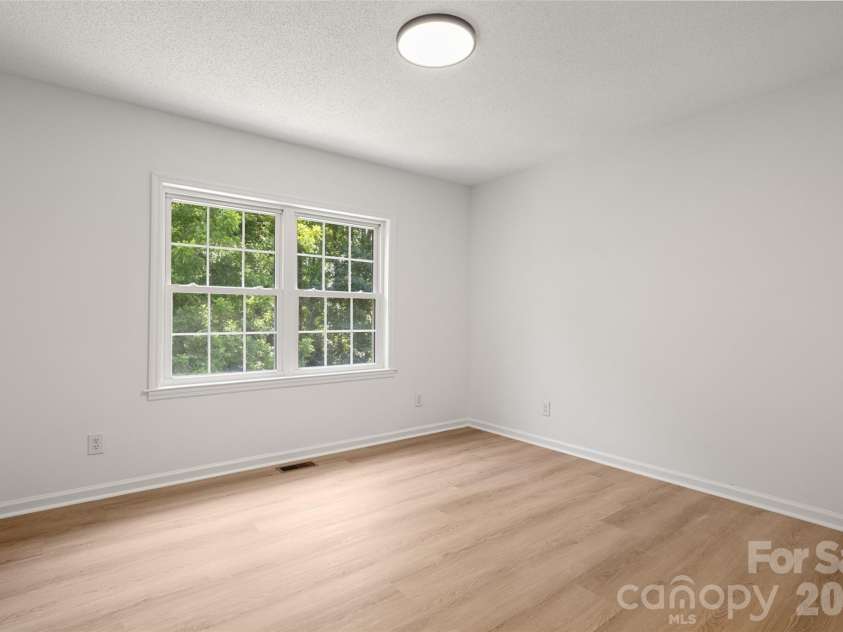 1314 Redland Drive, Gastonia, NC 28054.  MLS# CAR4423725, YatesRealty ID 31037. 