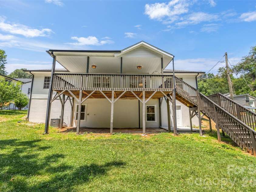 1314 Redland Drive, Gastonia, NC 28054.  MLS# CAR4423725, YatesRealty ID 31037. 