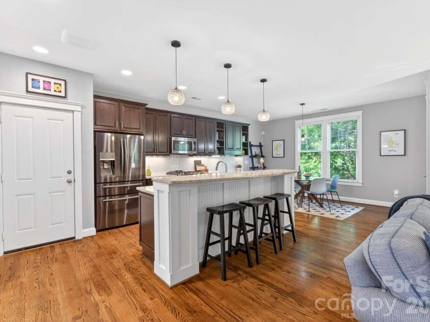 809 Elswick Court, Fort Mill, SC 29708.  MLS# CAR4386301, YatesRealty ID 31038. 