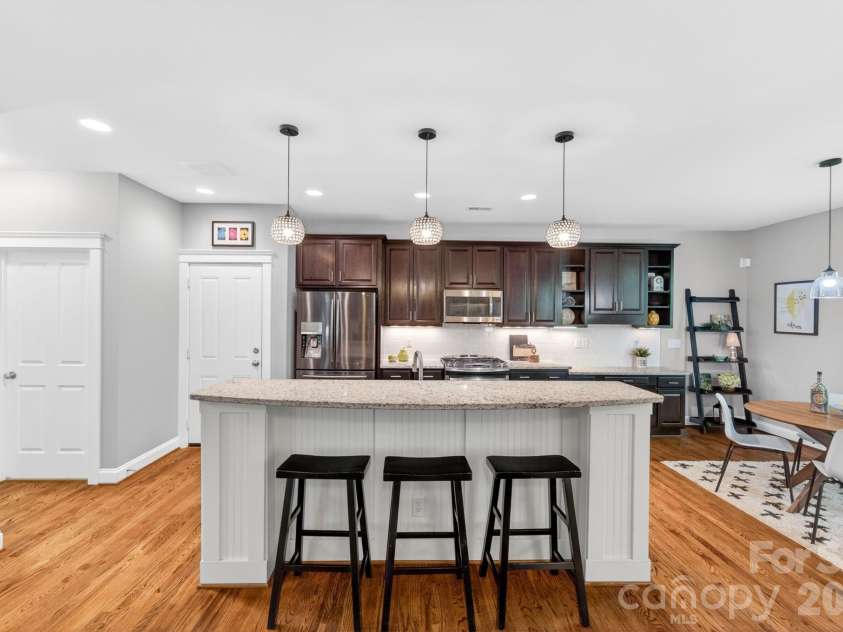 809 Elswick Court, Fort Mill, SC 29708.  MLS# CAR4386301, YatesRealty ID 31038. 