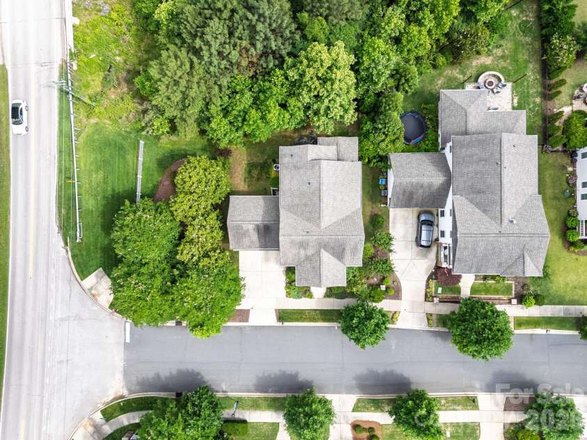 809 Elswick Court, Fort Mill, SC 29708.  MLS# CAR4386301, YatesRealty ID 31038. 