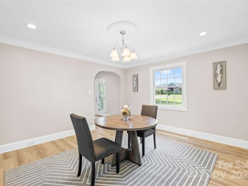 6012 Tuckaseegee Road, Charlotte, NC 28208.  MLS# CAR4252360, YatesRealty ID 31039. 