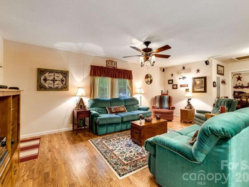 116 Keepsake Lane, Whittier, NC 28789.  MLS# CAR4394125, YatesRealty ID 31042. 