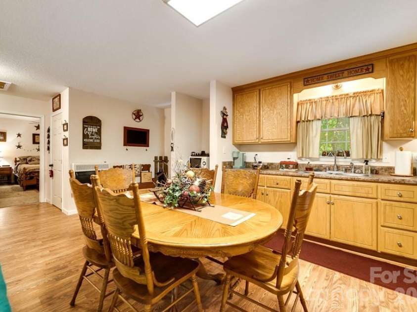 116 Keepsake Lane, Whittier, NC 28789.  MLS# CAR4394125, YatesRealty ID 31042. 