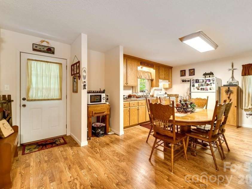 116 Keepsake Lane, Whittier, NC 28789.  MLS# CAR4394125, YatesRealty ID 31042. 