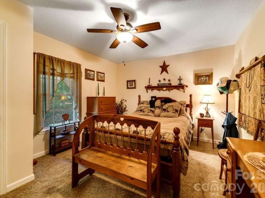 116 Keepsake Lane, Whittier, NC 28789.  MLS# CAR4394125, YatesRealty ID 31042. 