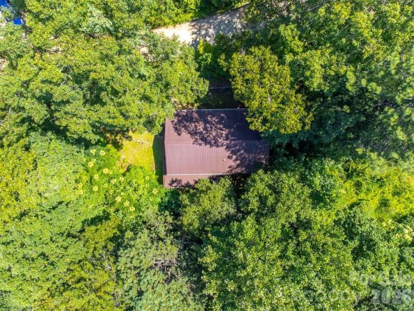 116 Keepsake Lane, Whittier, NC 28789.  MLS# CAR4394125, YatesRealty ID 31042. 