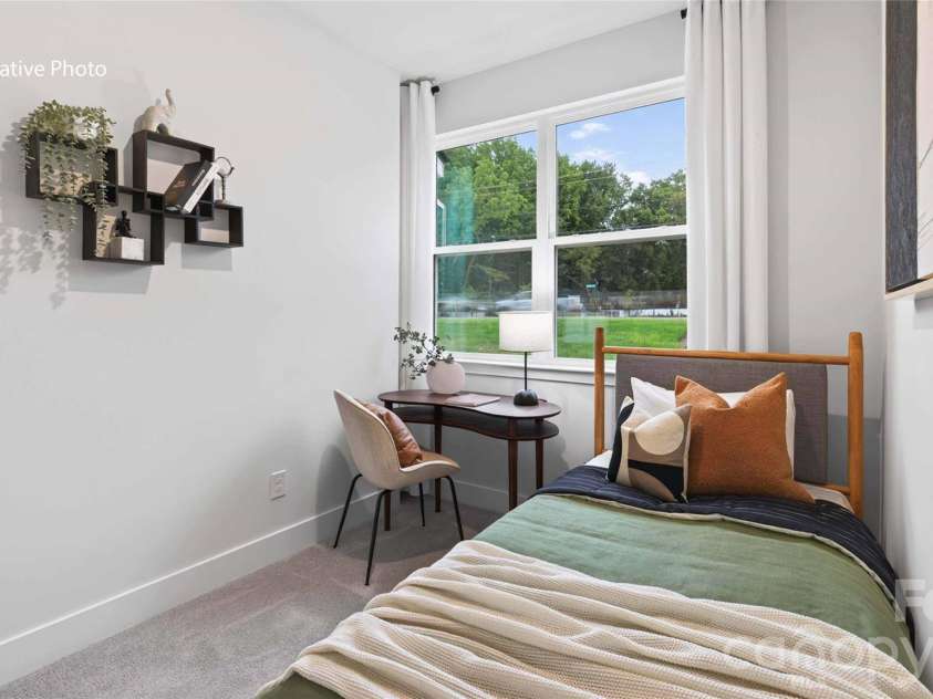 501 Annagh Drive, Charlotte, NC 28217.  MLS# CAR4428089, YatesRealty ID 31045. 