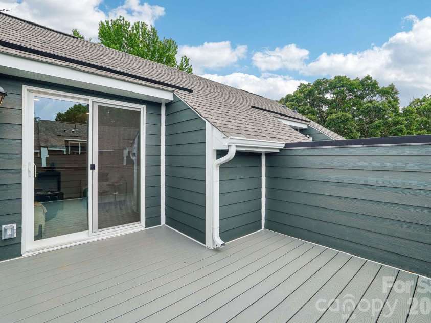 509 Annagh Drive, Charlotte, NC 28217.  MLS# CAR4391130, YatesRealty ID 31046. 