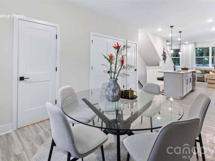 509 Annagh Drive, Charlotte, NC 28217.  MLS# CAR4428104, YatesRealty ID 31046. 
