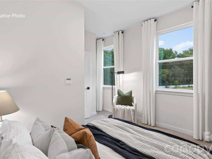 509 Annagh Drive, Charlotte, NC 28217.  MLS# CAR4428104, YatesRealty ID 31046. 