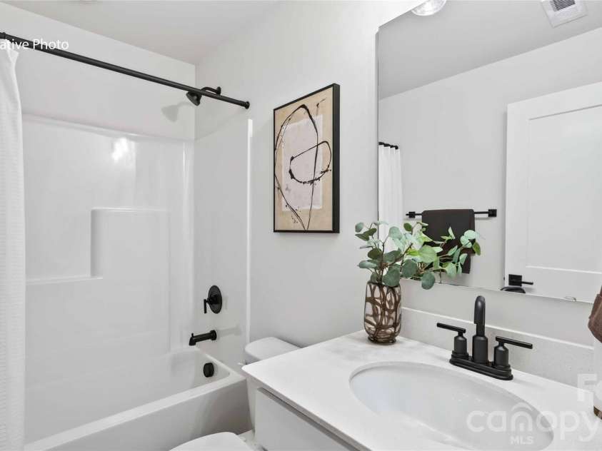 509 Annagh Drive, Charlotte, NC 28217.  MLS# CAR4428104, YatesRealty ID 31046. 
