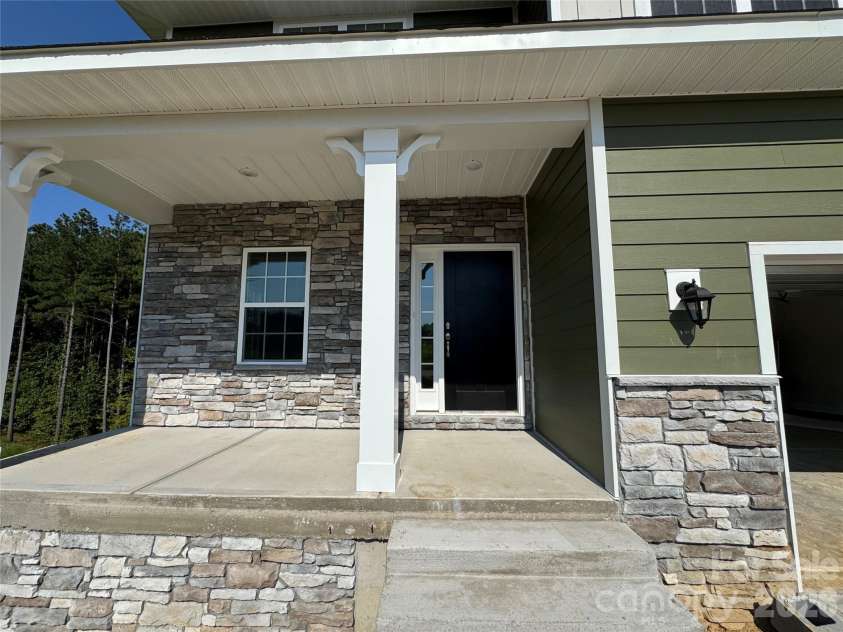1570 Autumn Lane, York, SC 29745.  MLS# CAR4390453, YatesRealty ID 31047. 