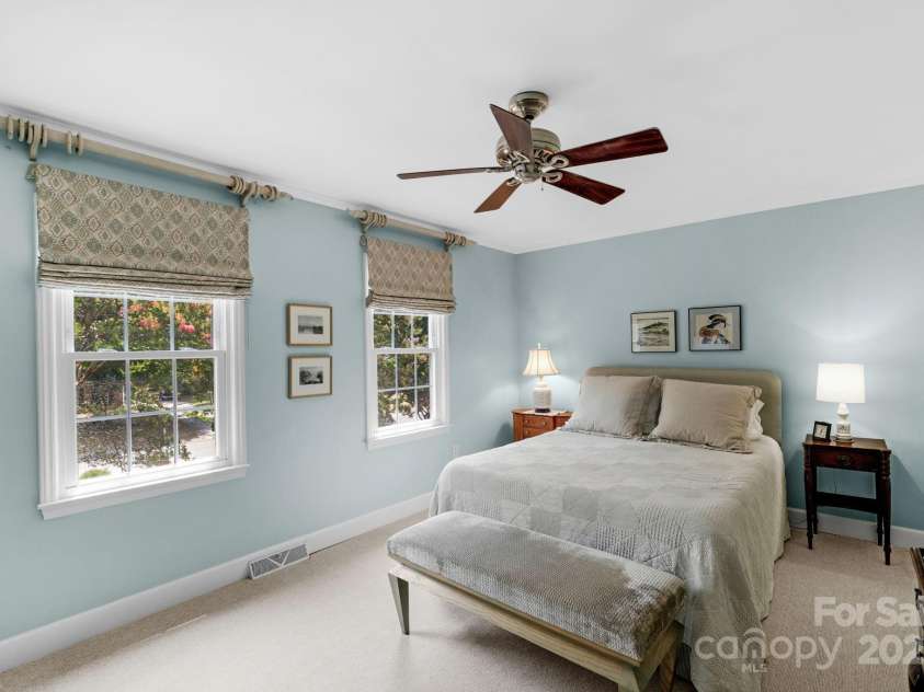 2125 Lawton Bluff Road, Charlotte, NC 28226.  MLS# CAR4275483, YatesRealty ID 31047. 