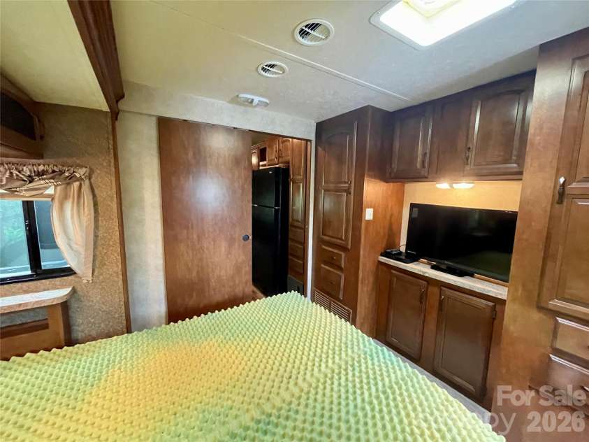 226 Saddle Ridge Drive, Ennice, NC 28623.  MLS# CAR4383260, YatesRealty ID 31048. 