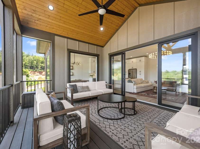 318 Avery Trail Drive, Arden, NC 28704.  MLS# CAR4276285, YatesRealty ID 31049. 