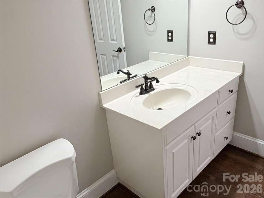 17120 Players Ridge Drive, Cornelius, NC 28031.  MLS# CAR4392492, YatesRealty ID 31050. 