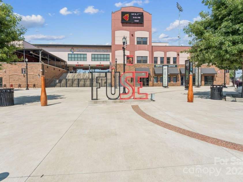 105 Ransom Street, Gastonia, NC 28052.  MLS# CAR4279798, YatesRealty ID 31052. 6 min walk to CaroMont Health Ballpark and the FUSE District