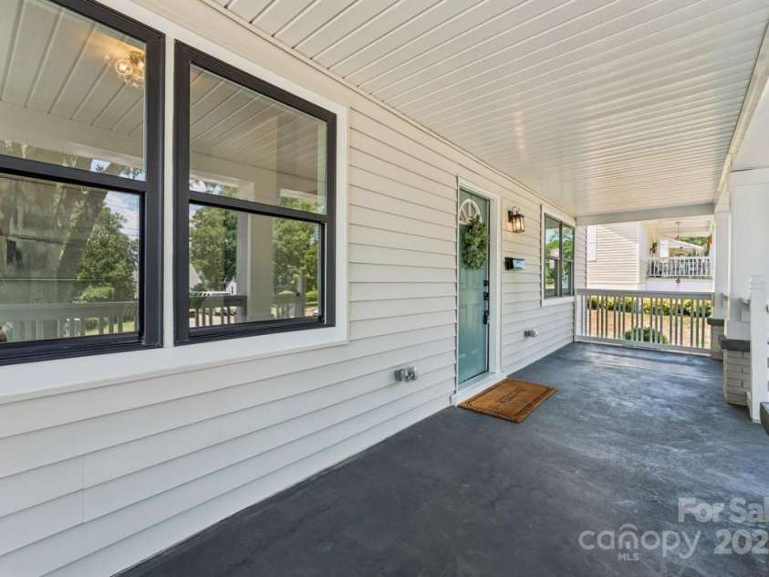 105 Ransom Street, Gastonia, NC 28052.  MLS# CAR4279798, YatesRealty ID 31052. 