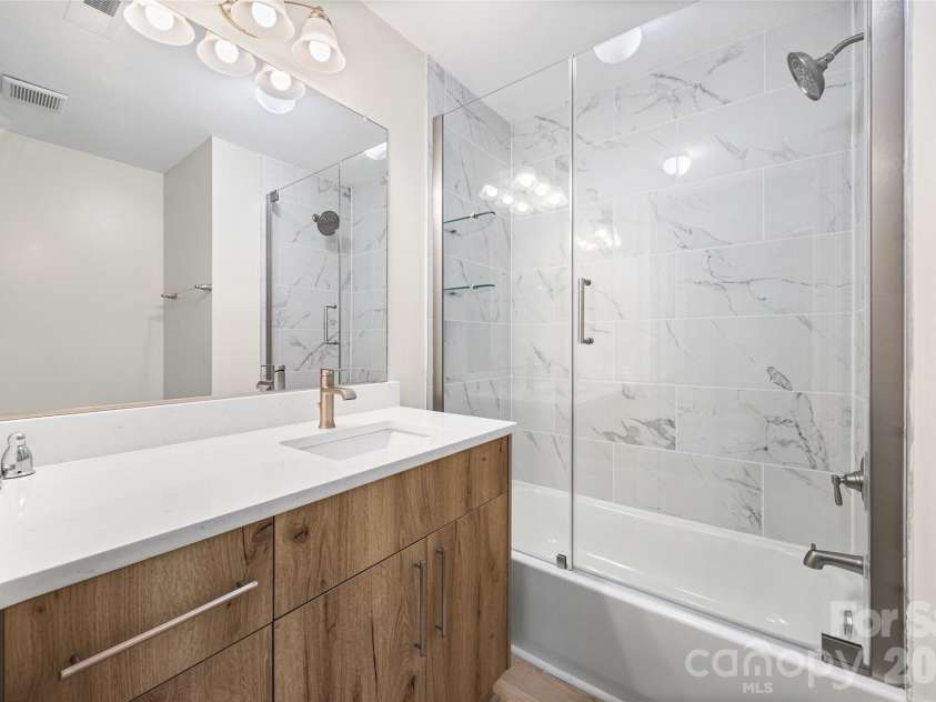 5306-5320 Park Road, Charlotte, NC 28209.  MLS# CAR4393439, YatesRealty ID 31053. 