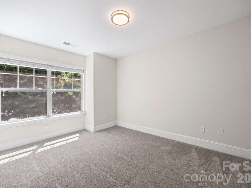 5306-5320 Park Road, Charlotte, NC 28209.  MLS# CAR4393439, YatesRealty ID 31053. 