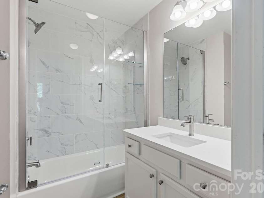 5306-5320 Park Road, Charlotte, NC 28209.  MLS# CAR4393439, YatesRealty ID 31053. 