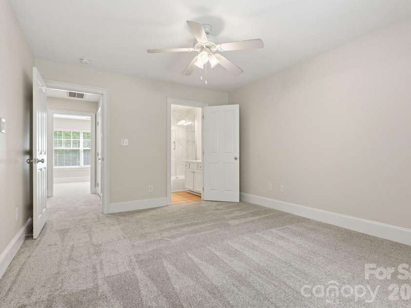 5306-5320 Park Road, Charlotte, NC 28209.  MLS# CAR4393439, YatesRealty ID 31053. 