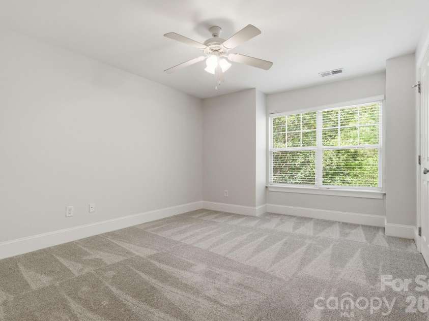 5306-5320 Park Road, Charlotte, NC 28209.  MLS# CAR4393439, YatesRealty ID 31053. 