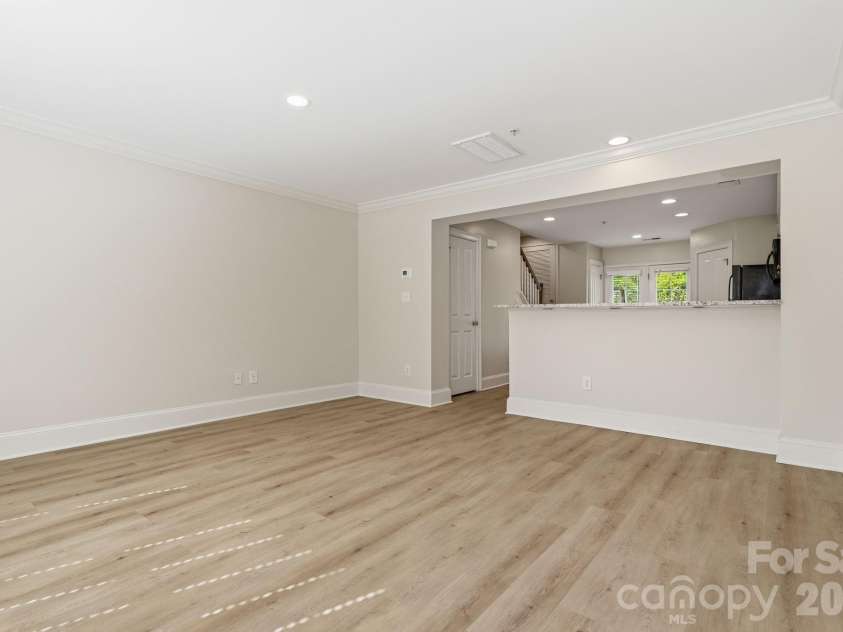 5306-5320 Park Road, Charlotte, NC 28209.  MLS# CAR4393439, YatesRealty ID 31053. 