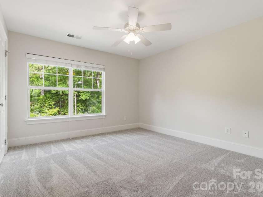 5306-5320 Park Road, Charlotte, NC 28209.  MLS# CAR4393439, YatesRealty ID 31053. 