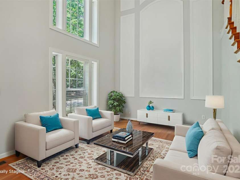 8020 Garnkirk Drive, Huntersville, NC 28078.  MLS# CAR4279896, YatesRealty ID 31053. 