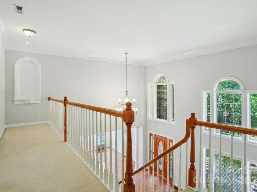 8020 Garnkirk Drive, Huntersville, NC 28078.  MLS# CAR4279896, YatesRealty ID 31053. 