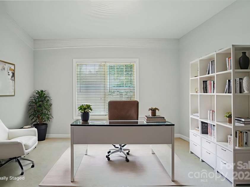 8020 Garnkirk Drive, Huntersville, NC 28078.  MLS# CAR4279896, YatesRealty ID 31053. 