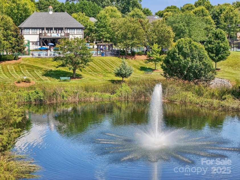 8020 Garnkirk Drive, Huntersville, NC 28078.  MLS# CAR4279896, YatesRealty ID 31053. 