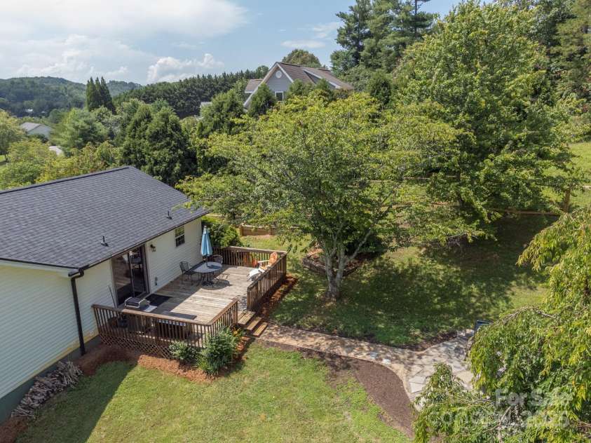 142 Ridge Brook Drive, Weaverville, NC 28787.  MLS# CAR4280040, YatesRealty ID 31054. Back Yard