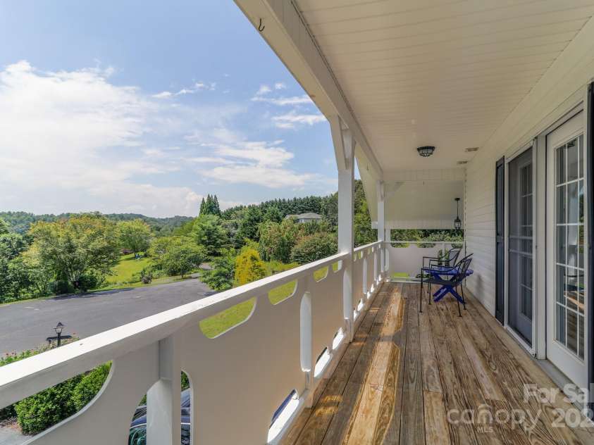 142 Ridge Brook Drive, Weaverville, NC 28787.  MLS# CAR4280040, YatesRealty ID 31054. Primary Balcony