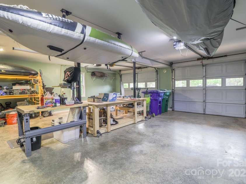 142 Ridge Brook Drive, Weaverville, NC 28787.  MLS# CAR4332710, YatesRealty ID 31054. Garage