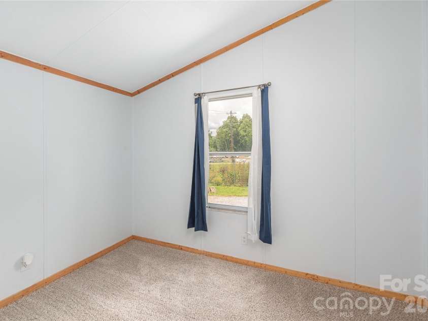 1458 Old Balsam Road, Waynesville, NC 28786.  MLS# CAR4392696, YatesRealty ID 31054. 
