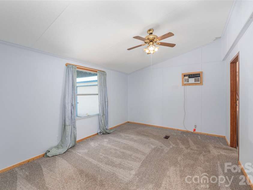1458 Old Balsam Road, Waynesville, NC 28786.  MLS# CAR4392696, YatesRealty ID 31054. 