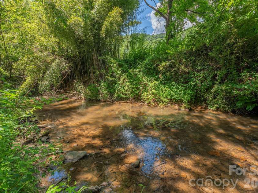 1458 Old Balsam Road, Waynesville, NC 28786.  MLS# CAR4392696, YatesRealty ID 31054. 