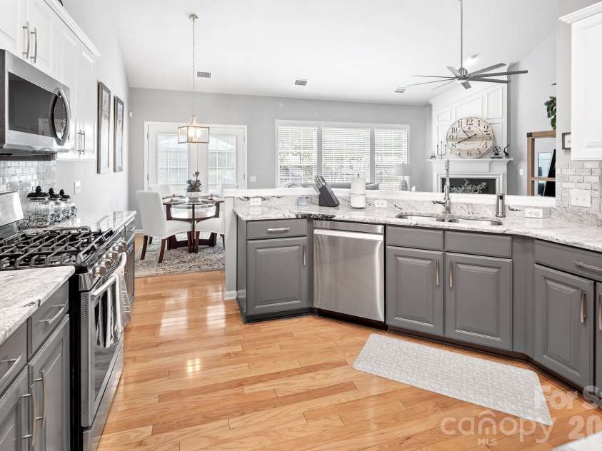 2517 Coltsgate Road, Waxhaw, NC 28173.  MLS# CAR4386694, YatesRealty ID 31055. 