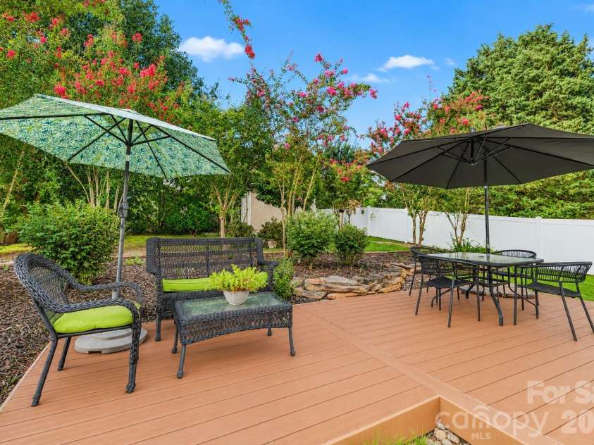 2517 Coltsgate Road, Waxhaw, NC 28173.  MLS# CAR4415991, YatesRealty ID 31055. Composite decking extends the entertainment area