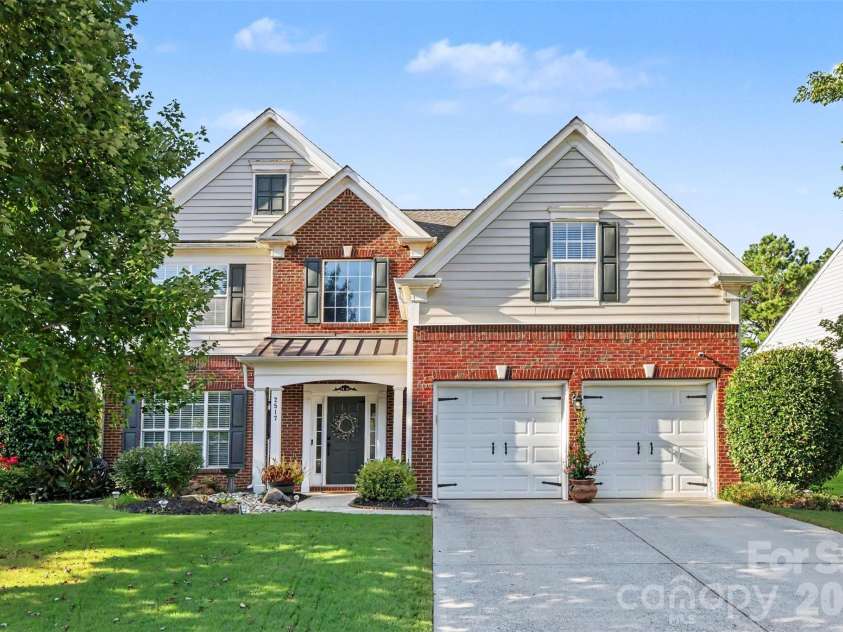 2517 Coltsgate Road, Waxhaw, NC 28173.  MLS# CAR4415991, YatesRealty ID 31055. Welcome Home!
