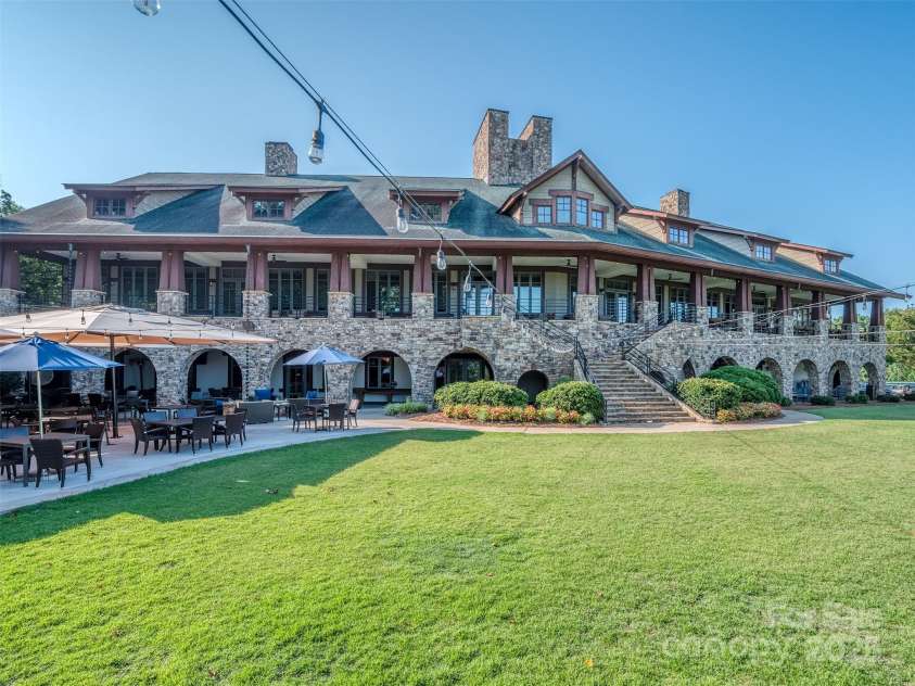 1011 Golden Bell Drive, Marvin, NC 28173.  MLS# CAR4270289, YatesRealty ID 31056. Country Club of the Carolinas is a short Golf Cart Ride Away and has Amenities Galore!  For membership information visti https://www.invitedclubs.com/clubs/country-club-of-the-carolinas