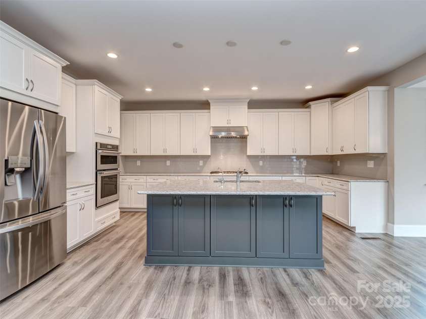 1011 Golden Bell Drive, Marvin, NC 28173.  MLS# CAR4333022, YatesRealty ID 31056. 