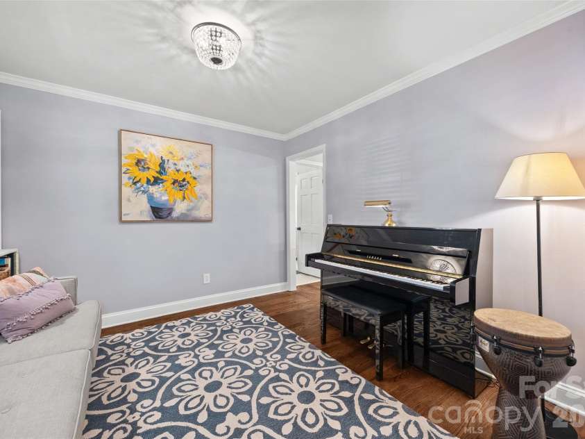 10924 Pampas Circle, Charlotte, NC 28226.  MLS# CAR4389053, YatesRealty ID 31056. 