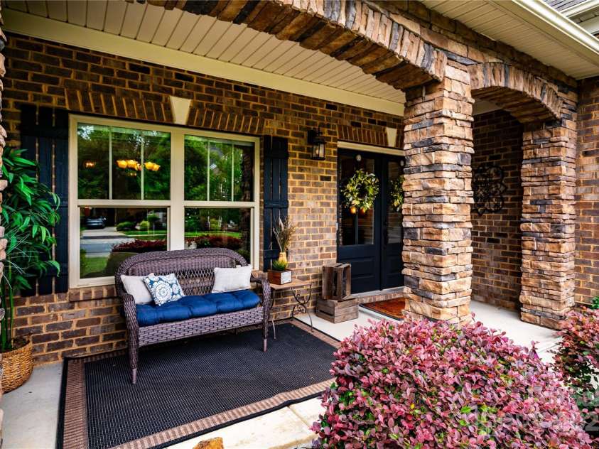 11915 Red Sorrell Lane, Huntersville, NC 28078.  MLS# CAR4284323, YatesRealty ID 31058. 