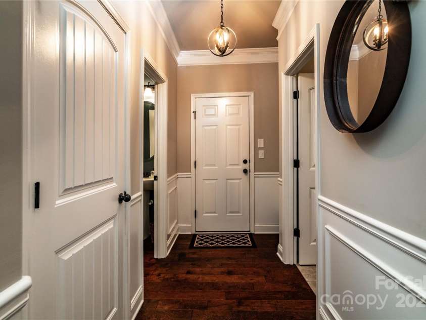 11915 Red Sorrell Lane, Huntersville, NC 28078.  MLS# CAR4284323, YatesRealty ID 31058. 